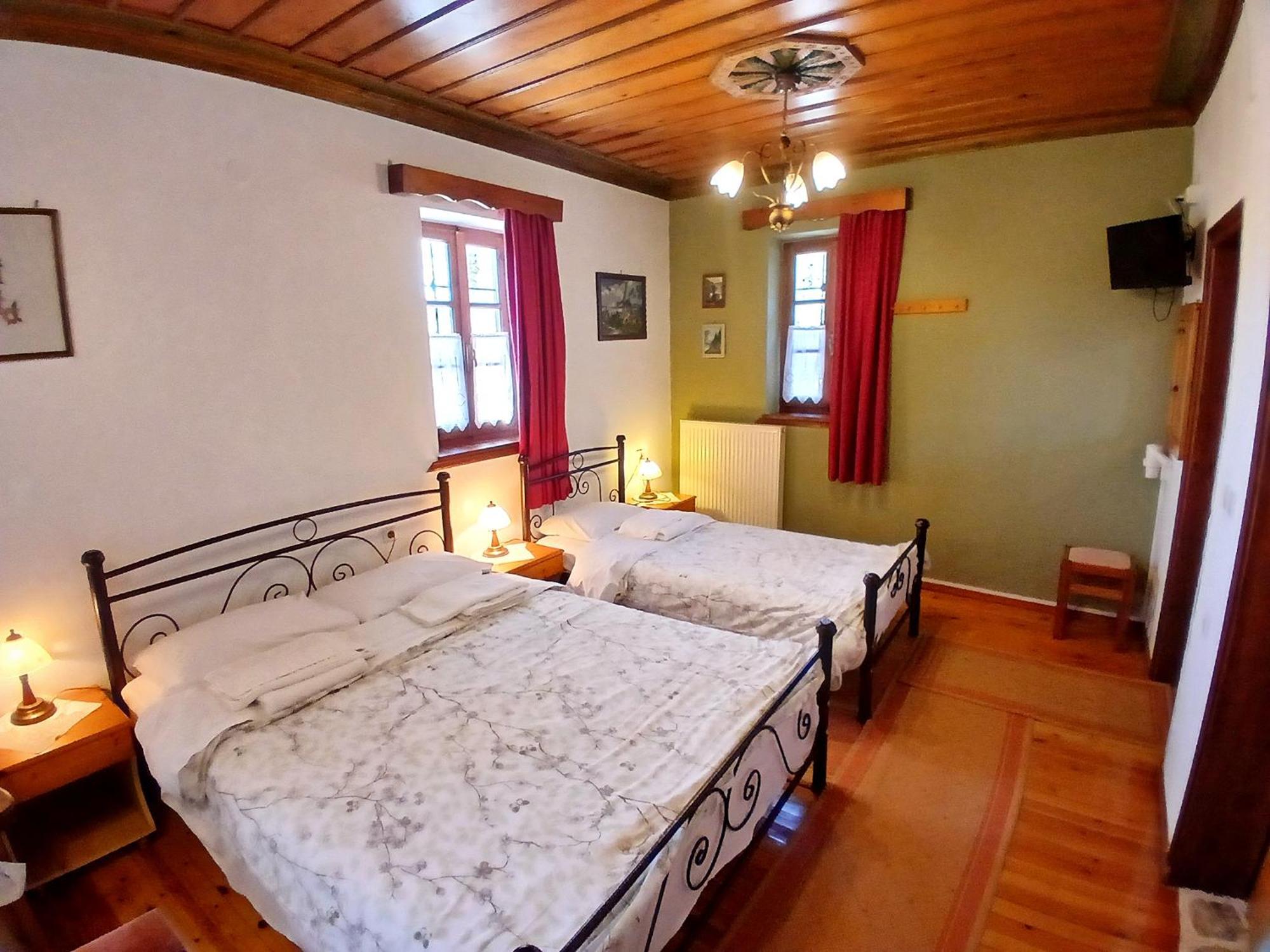 Aloni Guesthouse Ано-Педина Экстерьер фото